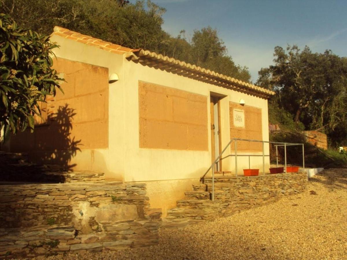 Casas Da Cerca Guest House Troviscais Ngoại thất bức ảnh