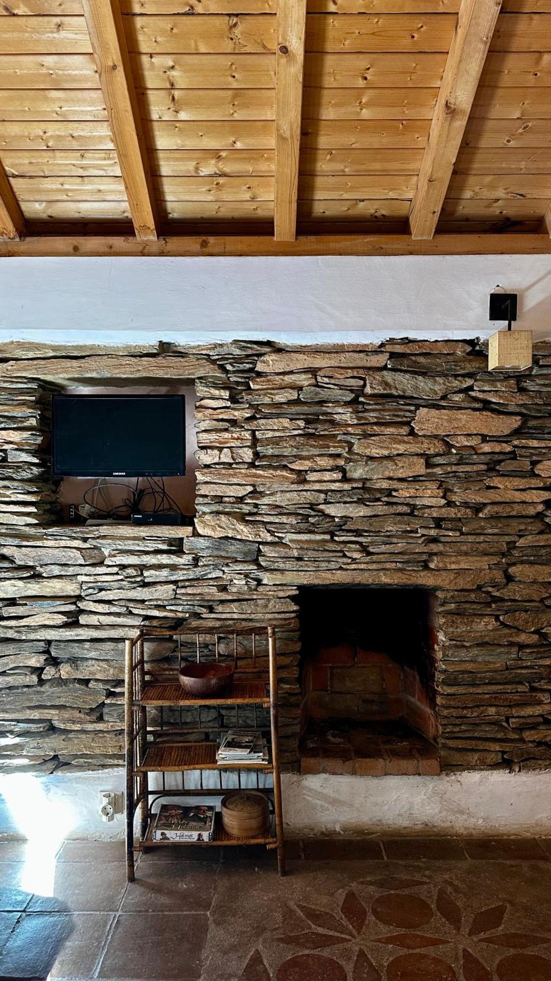 Casas Da Cerca Guest House Troviscais Ngoại thất bức ảnh